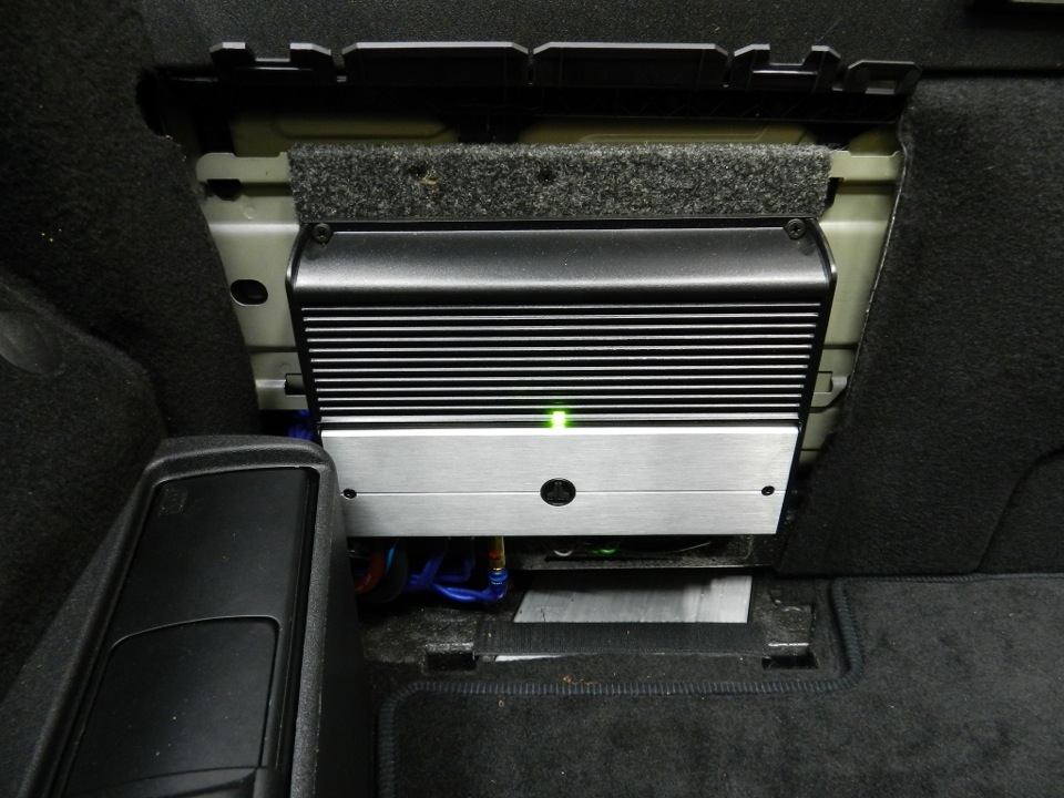 Porsche Stereo Upgrade Improves Navigation As Well