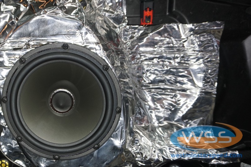 Jl Audio Stealthbox Jeep Grand Cherokee